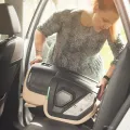 Skládací autosedačka Petite&Mars Flex Pro i-Size 100-150 cm - Tan Brown Air