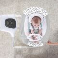 INGENUITY Houpačka velká s vibračním houpatkom a melodií USB 2v1 Raylan 0 m+