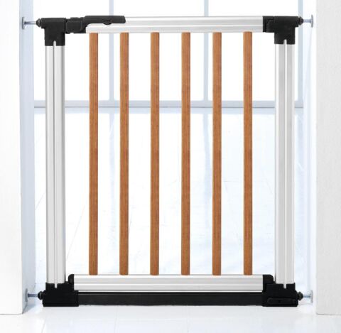 Baby Dan zábrana Aluminium Gate s indikátorem tlaku - Cherry